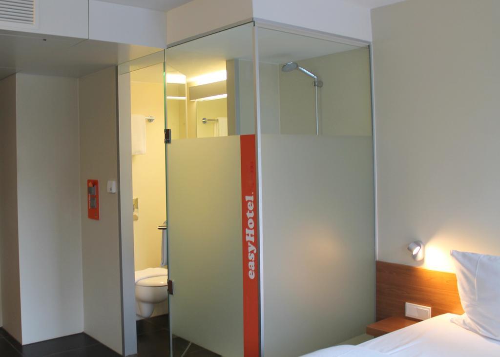 Easyhotel Frankfurt City Center Frankfurt am Main Værelse billede